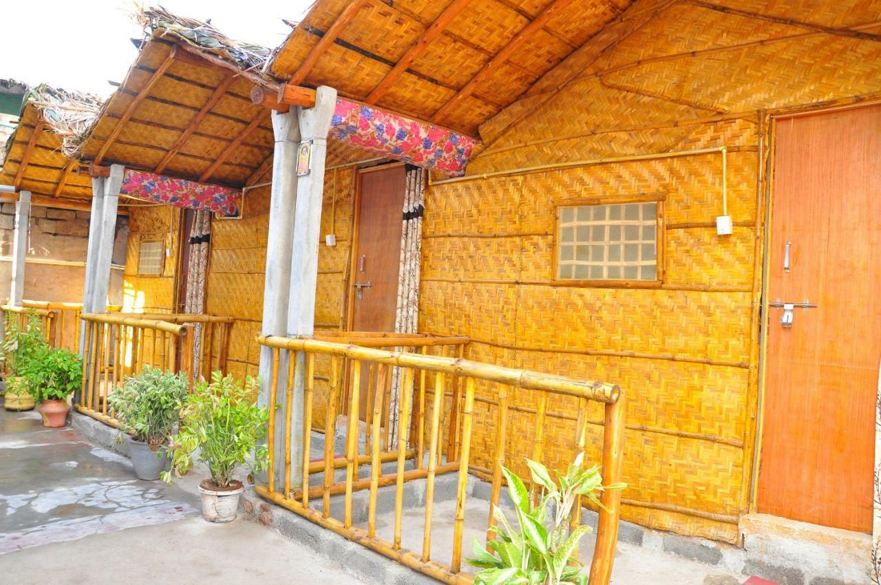 Khushi Cottage Hampi Exterior photo